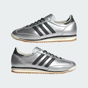 adidas Women Silver Metallic & Black Vintage-Style Sneakers